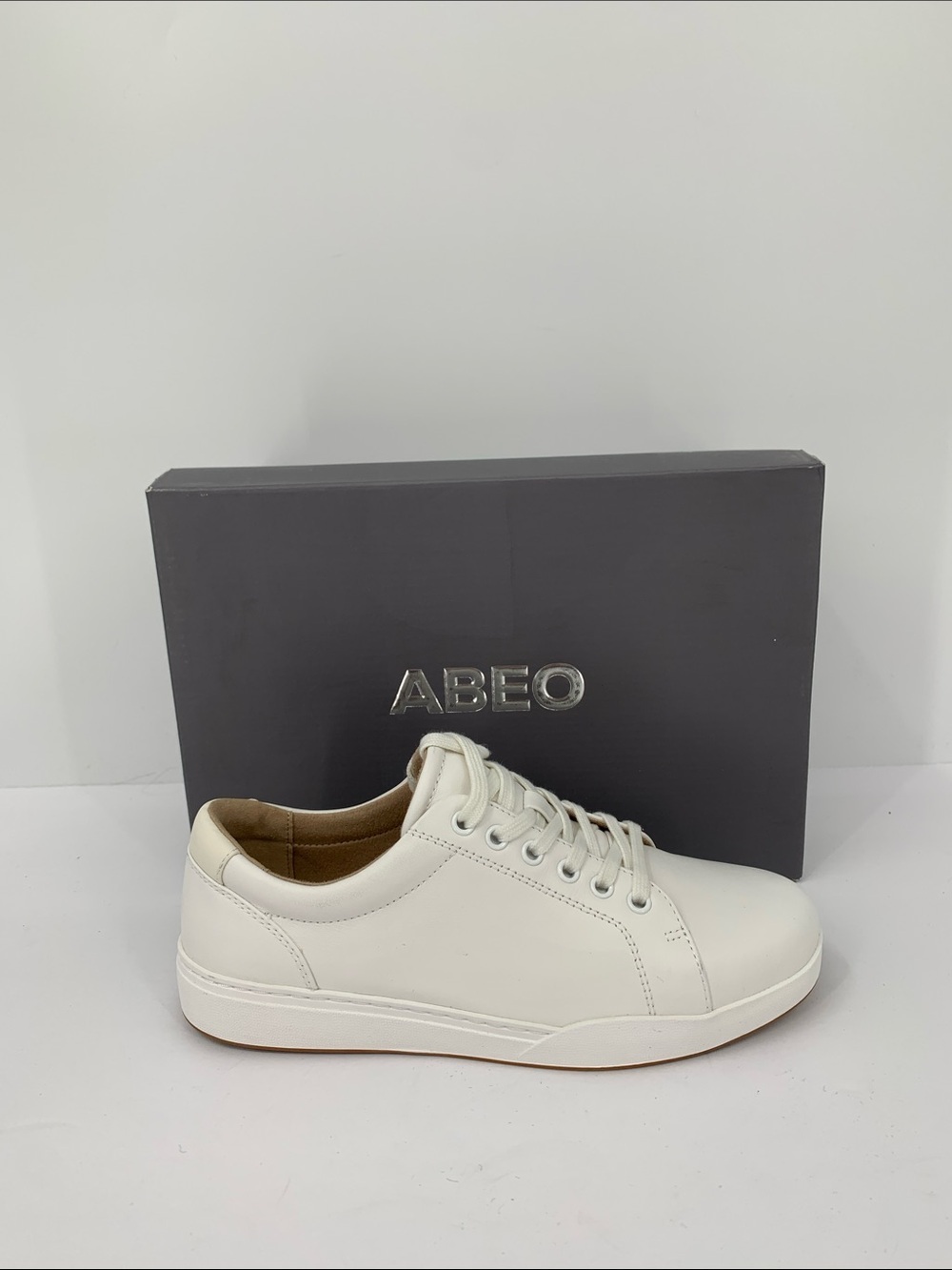 ABEO Encore lace sneaker shoe white leather tie comfort Neutral women new 6.5